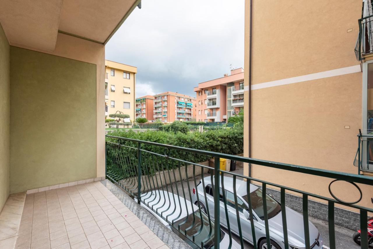 Joivy Cosy Flat With Parking In Chiavari Exterior photo
