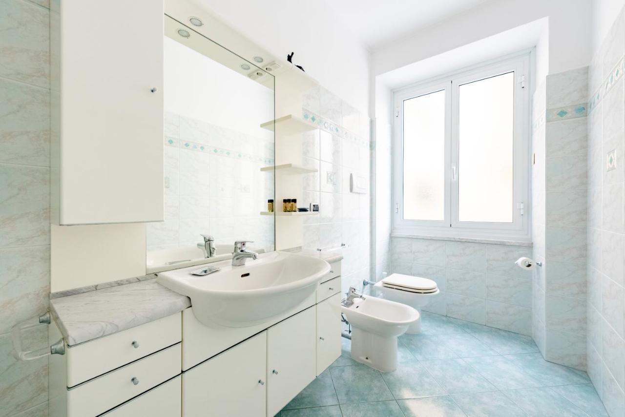Joivy Cosy Flat With Parking In Chiavari Exterior photo